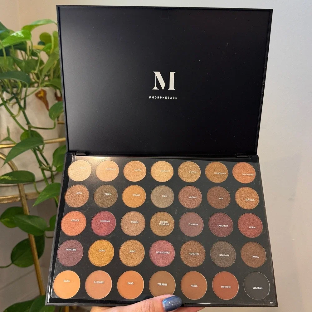 Morphe 35F Fall Into Frost Artistry Eyeshadow Palette 35 Shades Shimmer Matte